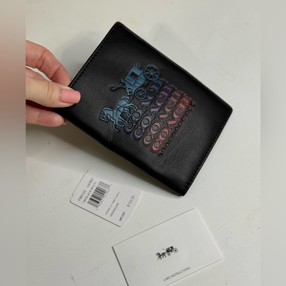 NWT Coach passport case holder leather collection 2020 F88122 black multi